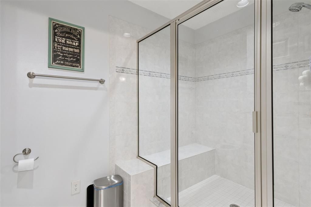 For Sale: $209,000 (2 beds, 2 baths, 1306 Square Feet)