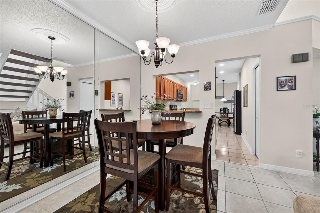 En Venta: $479,000 (3 camas, 2 baños, 1820 Pies cuadrados)