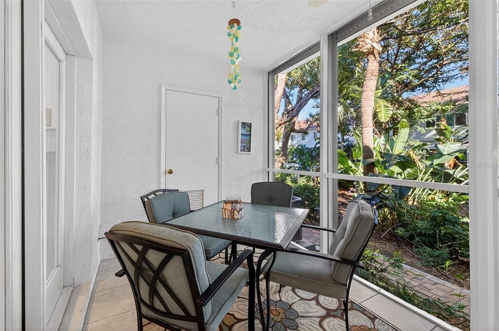 En Venta: $479,000 (3 camas, 2 baños, 1820 Pies cuadrados)
