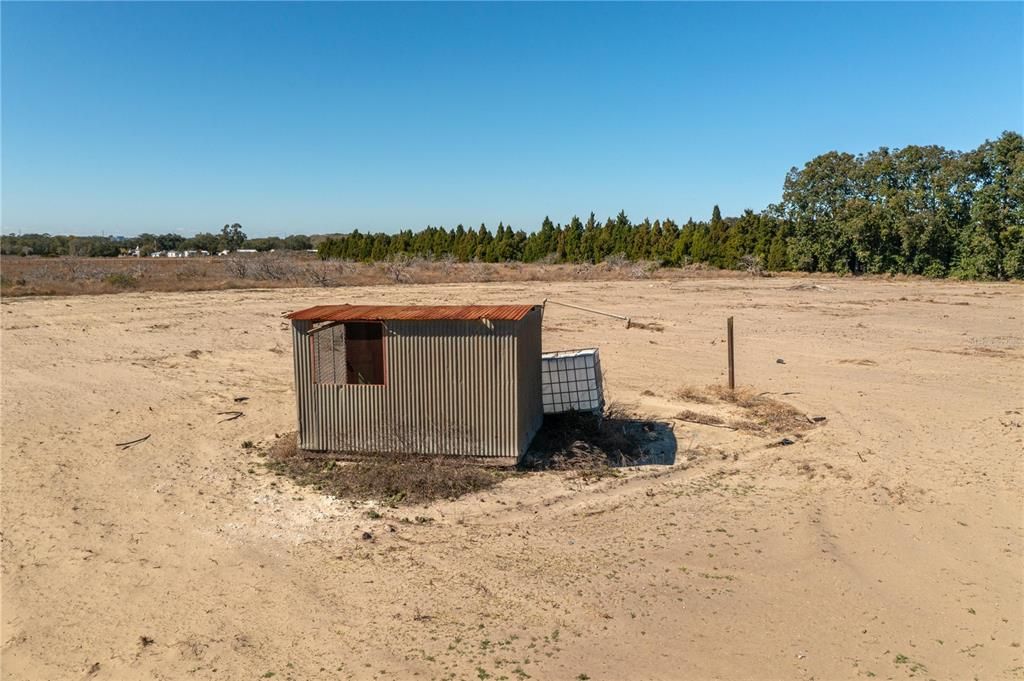 На продажу: $1,000,000 (24.80 acres)