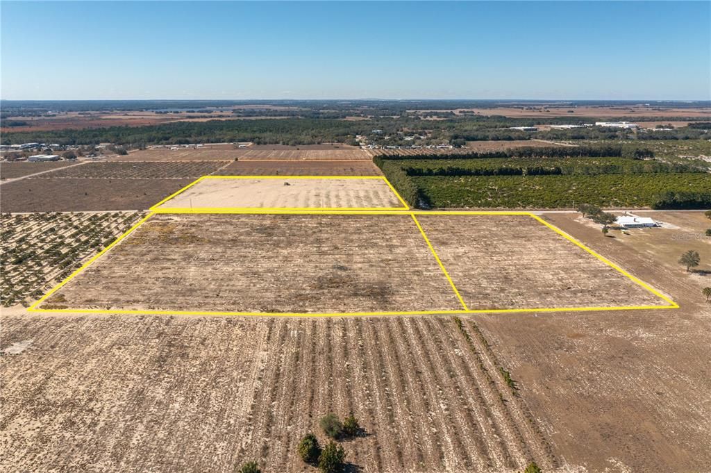 На продажу: $1,000,000 (24.80 acres)