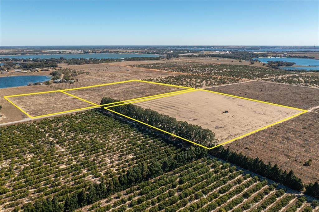 На продажу: $1,000,000 (24.80 acres)