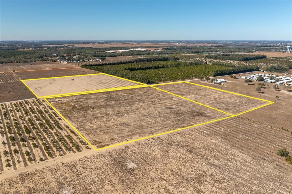 На продажу: $1,000,000 (24.80 acres)
