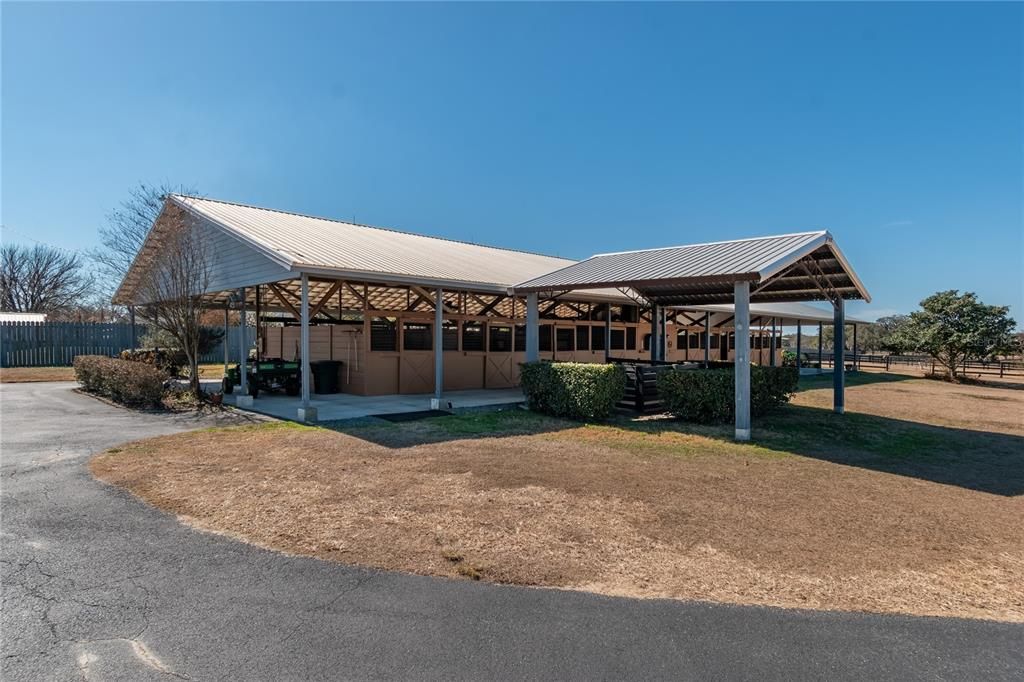 For Sale: $2,950,000 (4 beds, 4 baths, 3195 Square Feet)