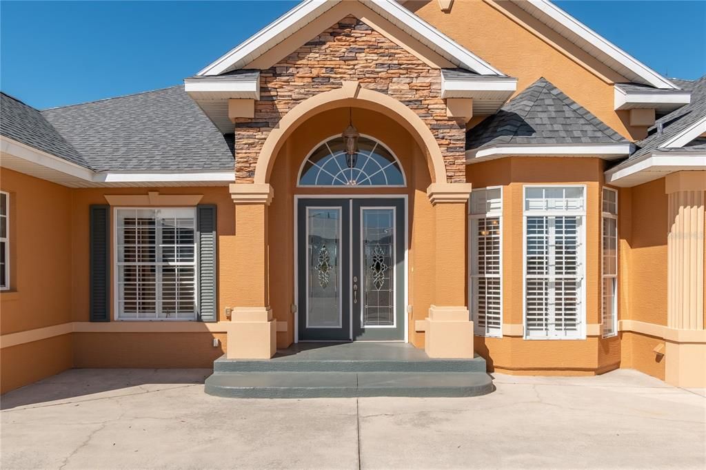 For Sale: $2,950,000 (4 beds, 4 baths, 3195 Square Feet)