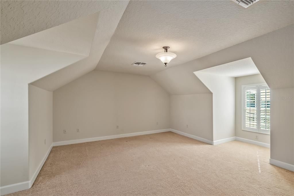 For Sale: $2,950,000 (4 beds, 4 baths, 3195 Square Feet)