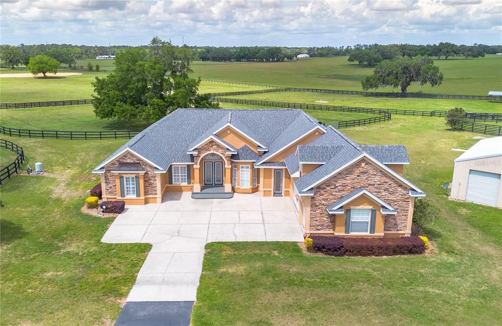 For Sale: $2,950,000 (4 beds, 4 baths, 3195 Square Feet)