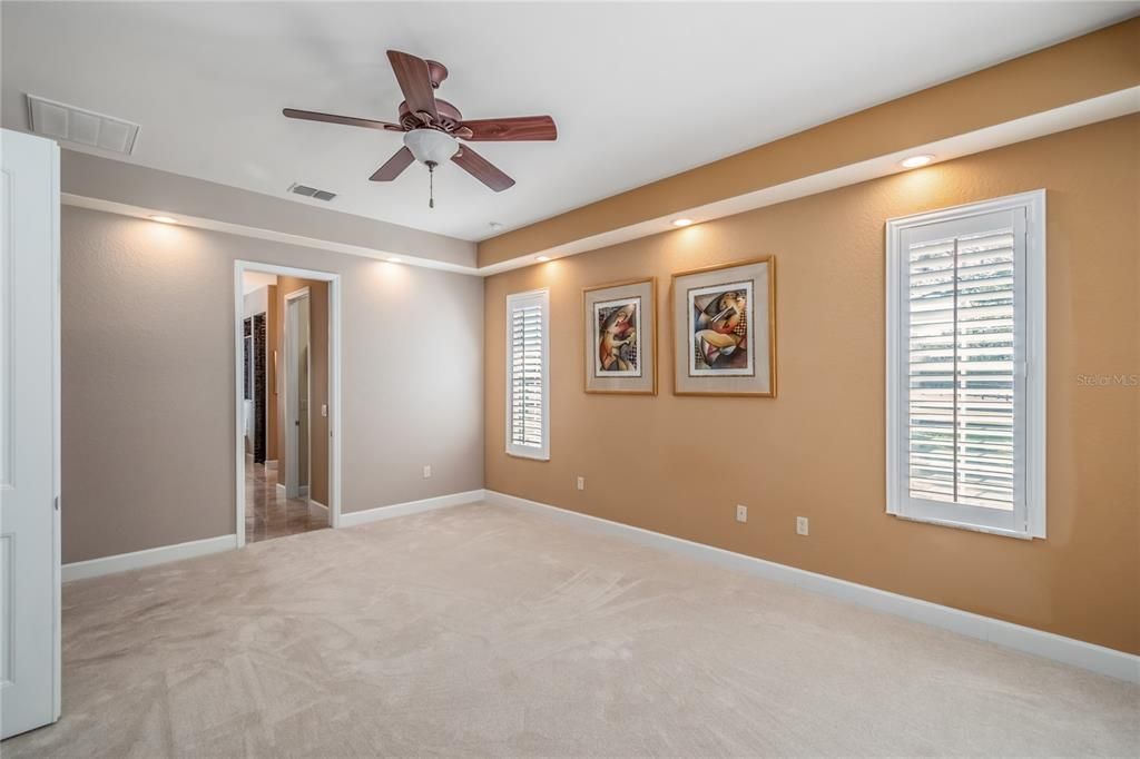 For Sale: $2,950,000 (4 beds, 4 baths, 3195 Square Feet)