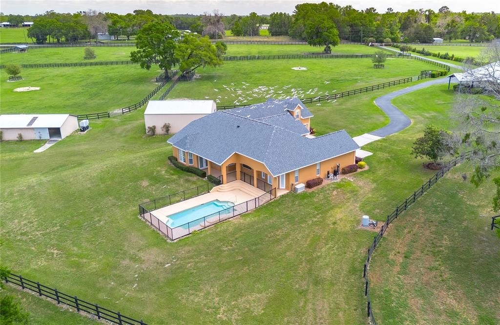 For Sale: $2,950,000 (4 beds, 4 baths, 3195 Square Feet)