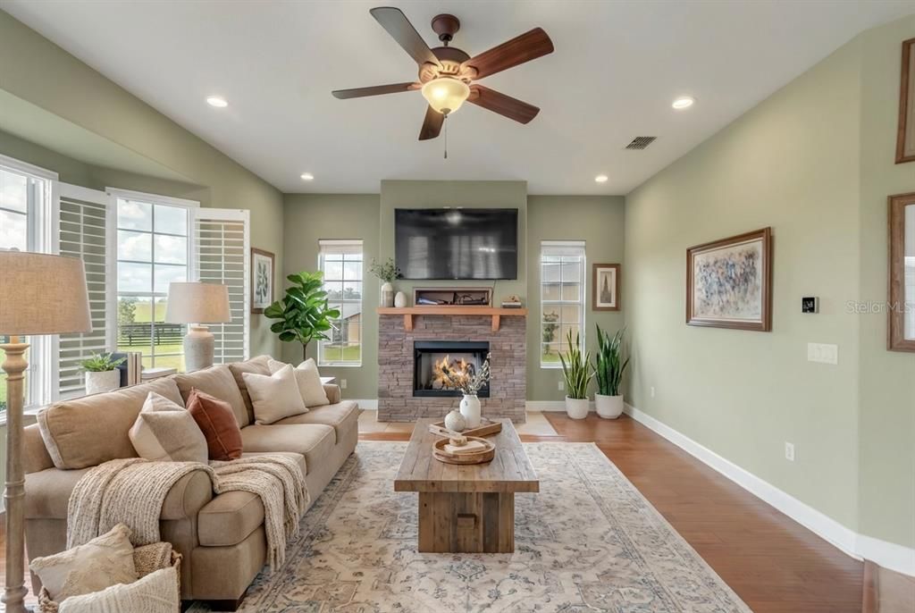 For Sale: $2,950,000 (4 beds, 4 baths, 3195 Square Feet)