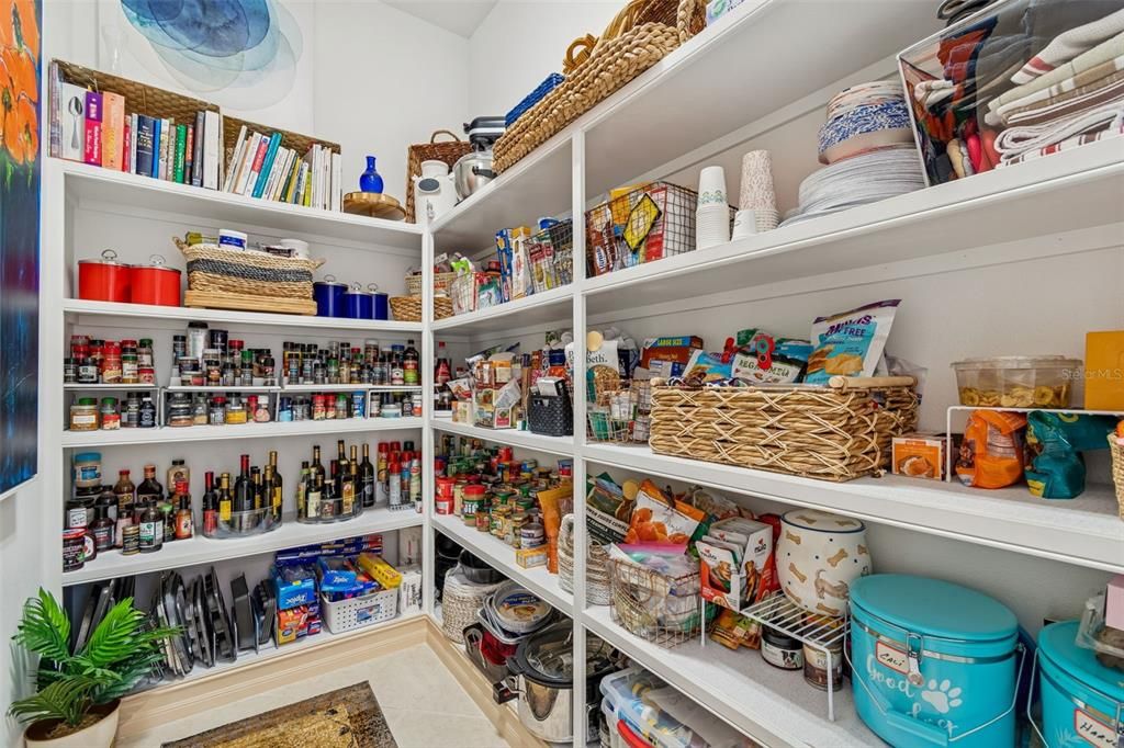 En Venta: $1,245,000 (4 camas, 3 baños, 4176 Pies cuadrados)