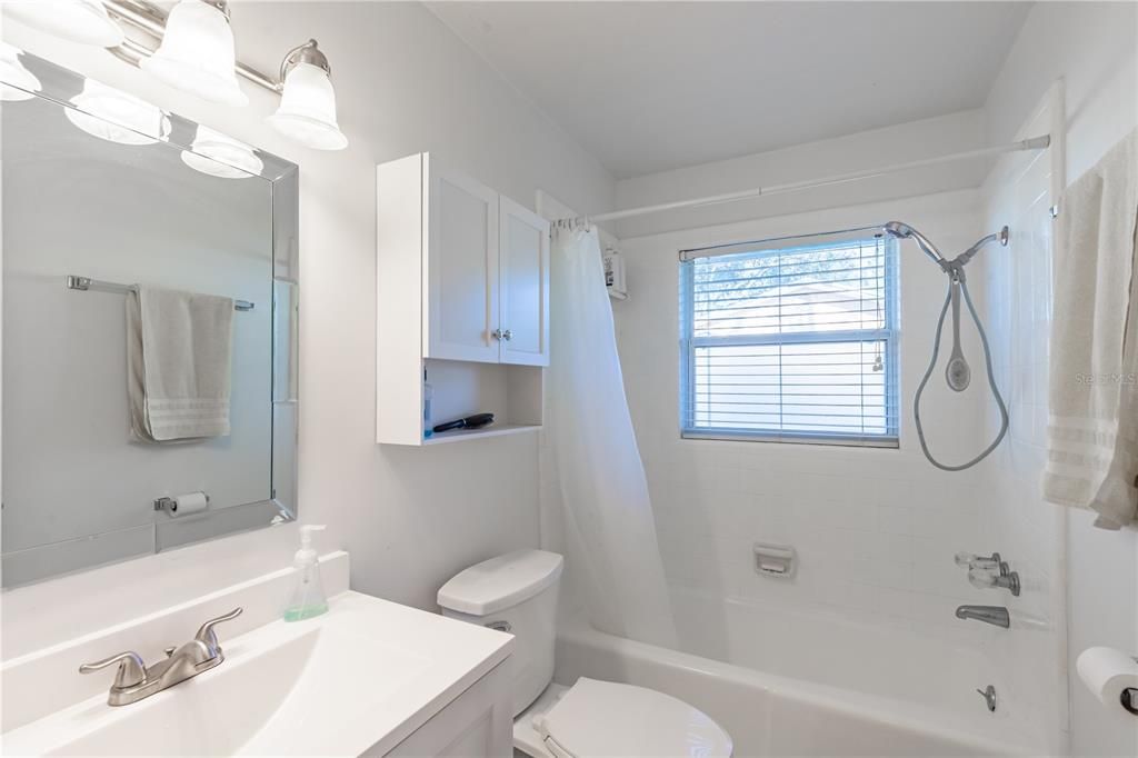 En Venta: $394,900 (3 camas, 2 baños, 1943 Pies cuadrados)