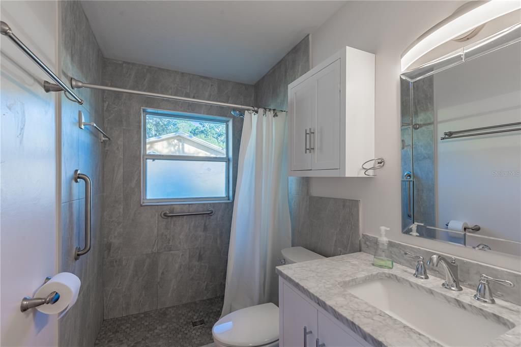 En Venta: $394,900 (3 camas, 2 baños, 1943 Pies cuadrados)