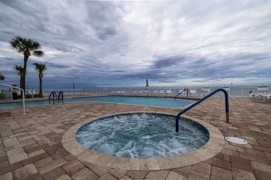 En Venta: $525,000 (2 camas, 2 baños, 1618 Pies cuadrados)