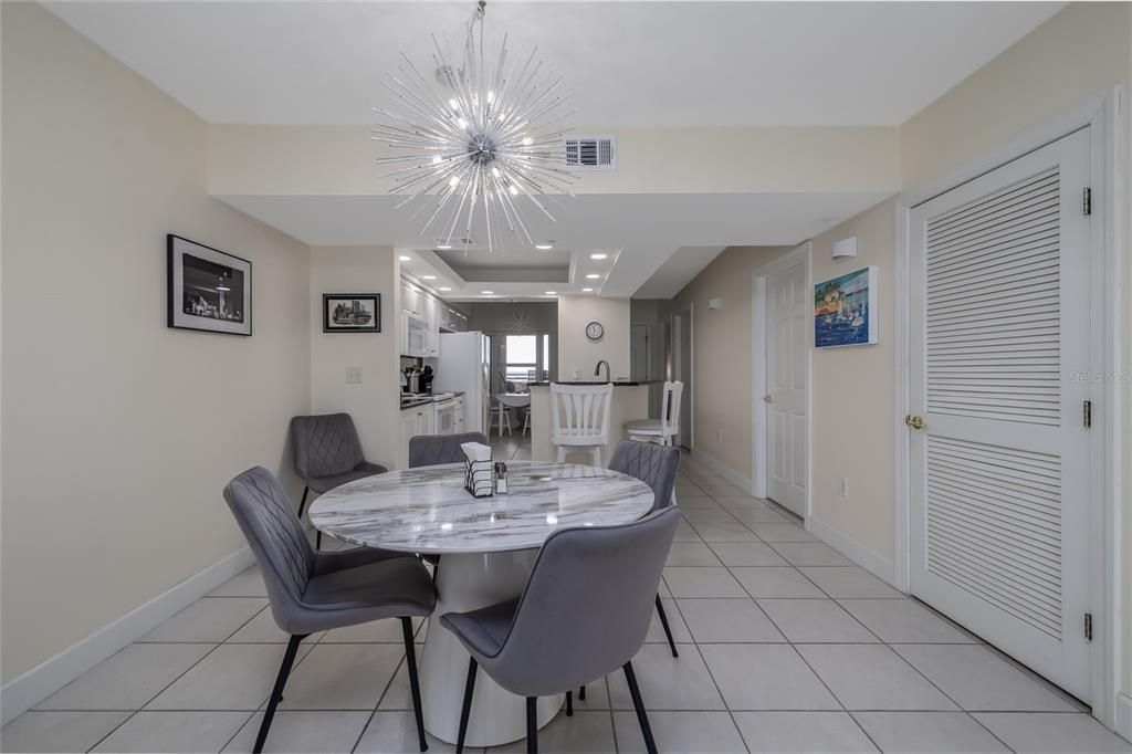 En Venta: $525,000 (2 camas, 2 baños, 1618 Pies cuadrados)