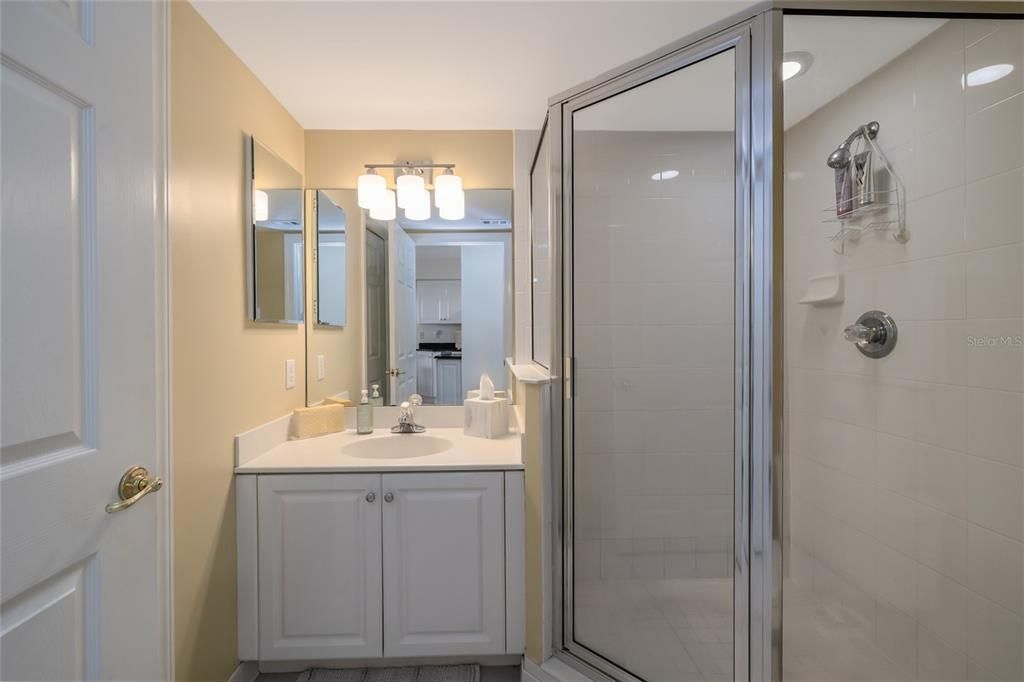 En Venta: $525,000 (2 camas, 2 baños, 1618 Pies cuadrados)