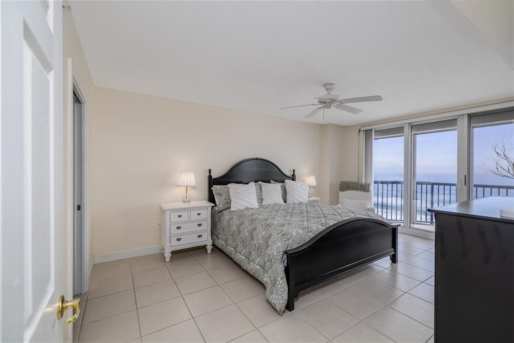 En Venta: $525,000 (2 camas, 2 baños, 1618 Pies cuadrados)