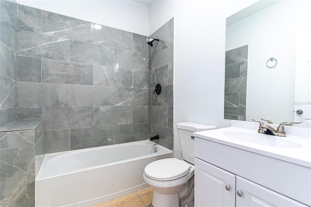 For Sale: $255,000 (3 beds, 2 baths, 1148 Square Feet)