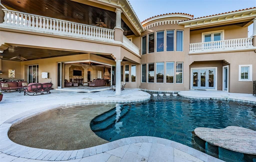 En Venta: $3,349,000 (5 camas, 5 baños, 7610 Pies cuadrados)