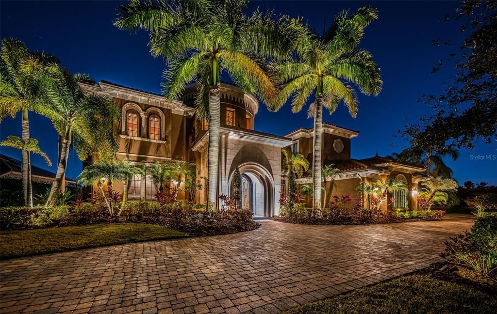 En Venta: $3,349,000 (5 camas, 5 baños, 7610 Pies cuadrados)