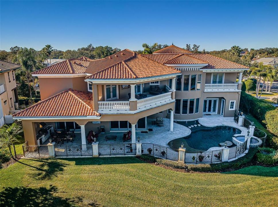 En Venta: $3,349,000 (5 camas, 5 baños, 7610 Pies cuadrados)