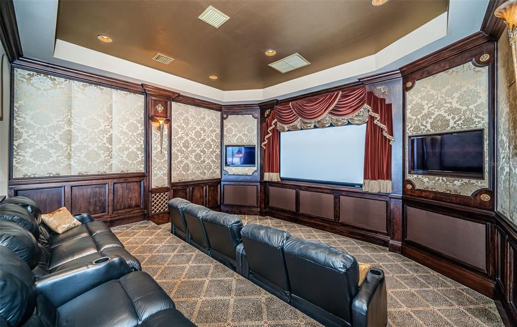 En Venta: $3,349,000 (5 camas, 5 baños, 7610 Pies cuadrados)