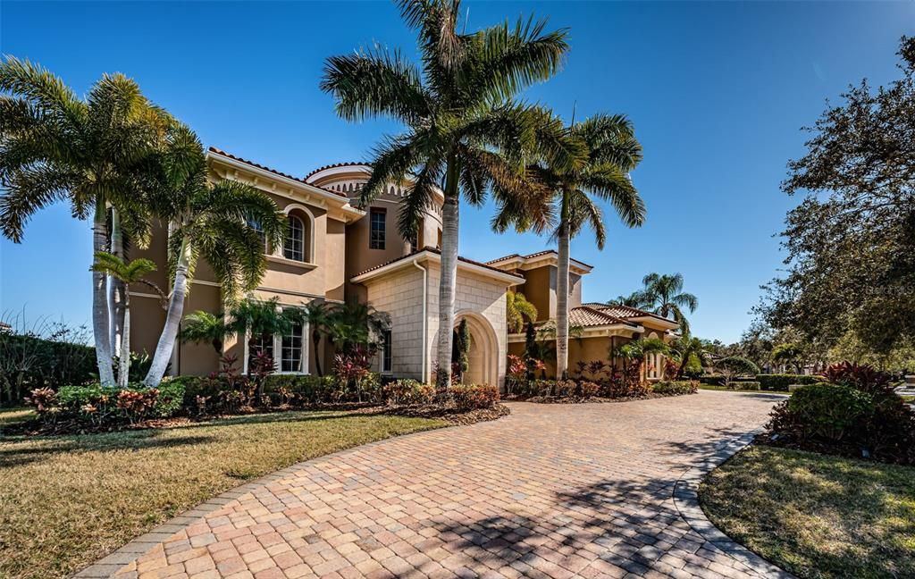 En Venta: $3,349,000 (5 camas, 5 baños, 7610 Pies cuadrados)