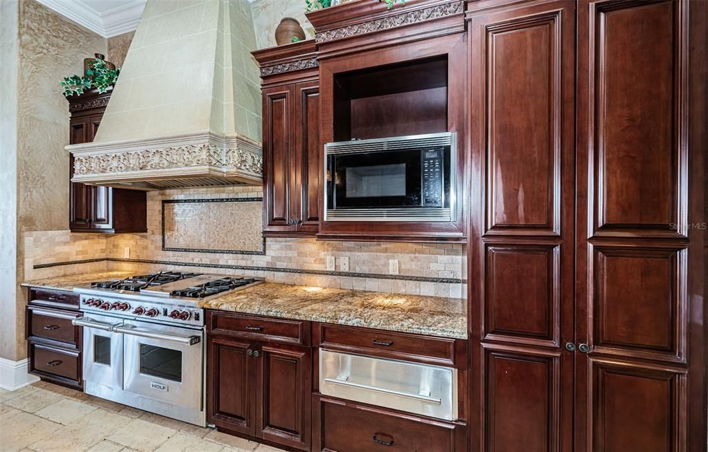 En Venta: $3,349,000 (5 camas, 5 baños, 7610 Pies cuadrados)