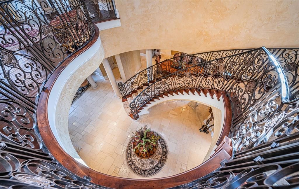 En Venta: $3,349,000 (5 camas, 5 baños, 7610 Pies cuadrados)