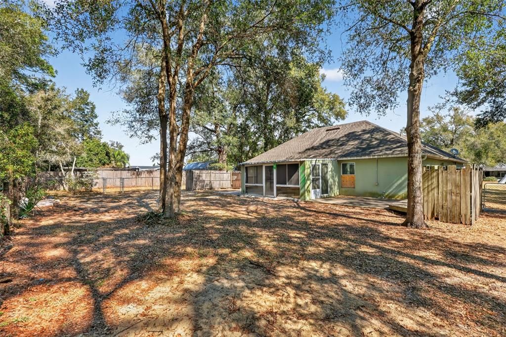 For Sale: $219,900 (3 beds, 2 baths, 1389 Square Feet)