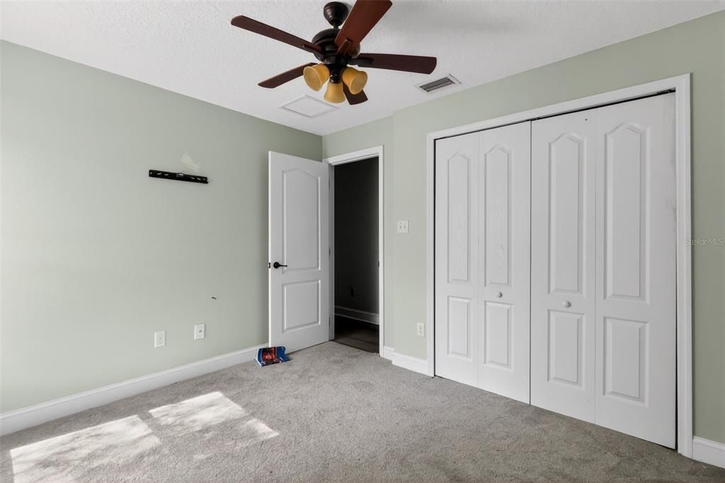 For Sale: $219,900 (3 beds, 2 baths, 1389 Square Feet)