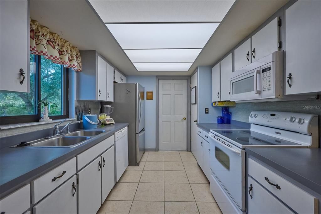 En Venta: $239,000 (2 camas, 2 baños, 1104 Pies cuadrados)