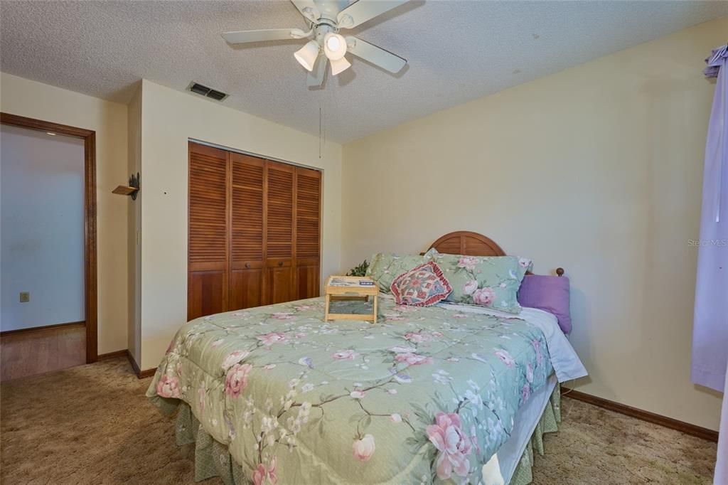En Venta: $239,000 (2 camas, 2 baños, 1104 Pies cuadrados)