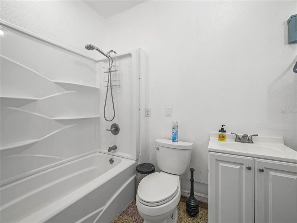 En Venta: $699,900 (3 camas, 3 baños, 2790 Pies cuadrados)