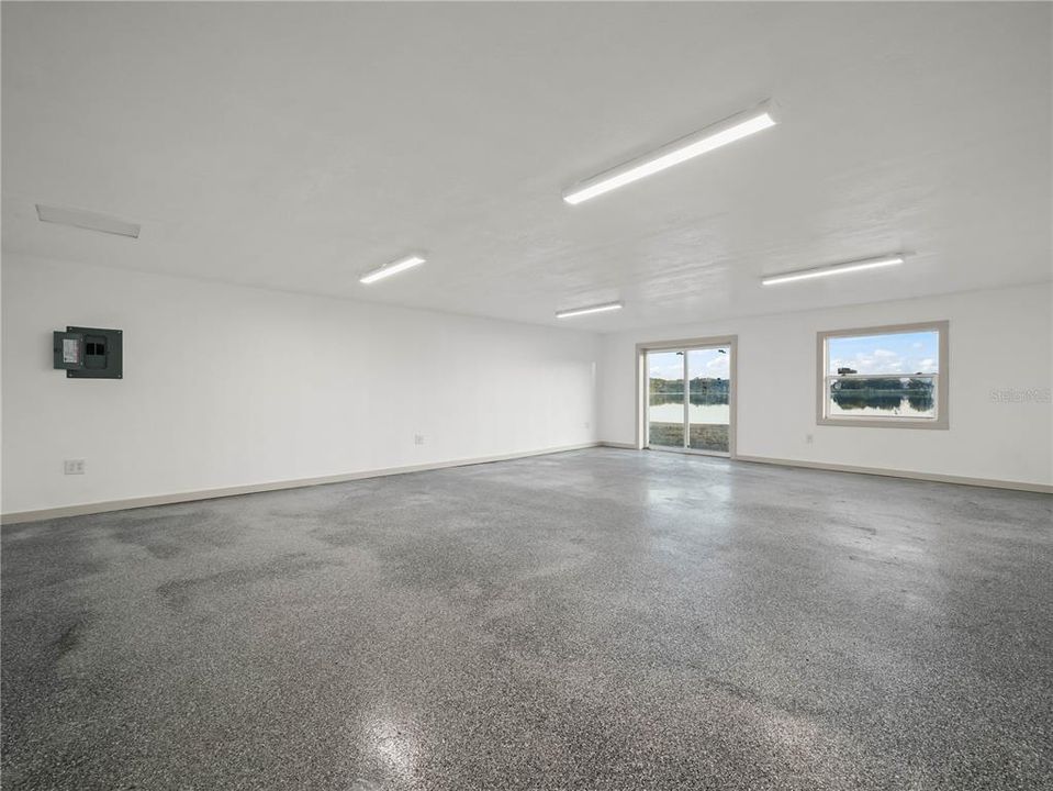 En Venta: $699,900 (3 camas, 3 baños, 2790 Pies cuadrados)