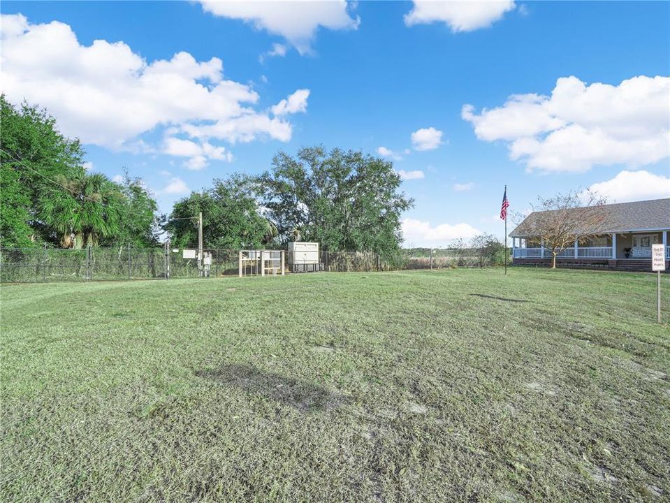 En Venta: $699,900 (3 camas, 3 baños, 2790 Pies cuadrados)