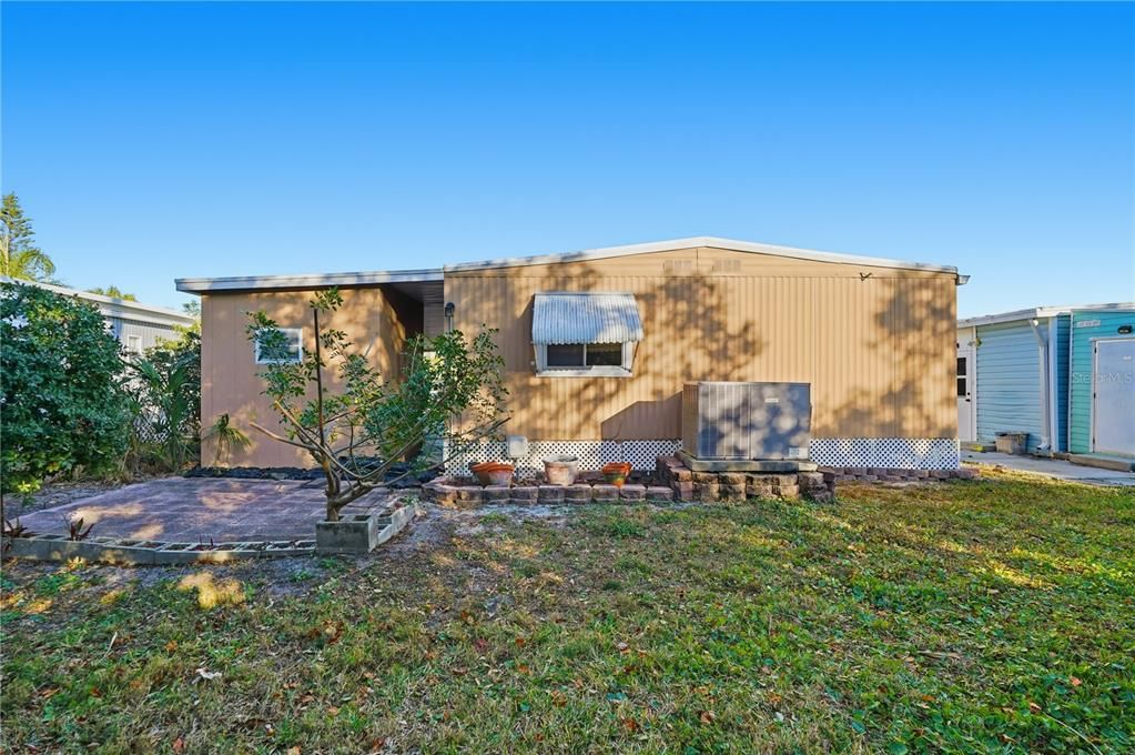 For Sale: $55,000 (2 beds, 2 baths, 960 Square Feet)