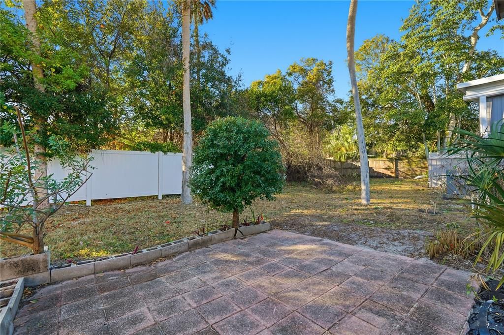 For Sale: $55,000 (2 beds, 2 baths, 960 Square Feet)