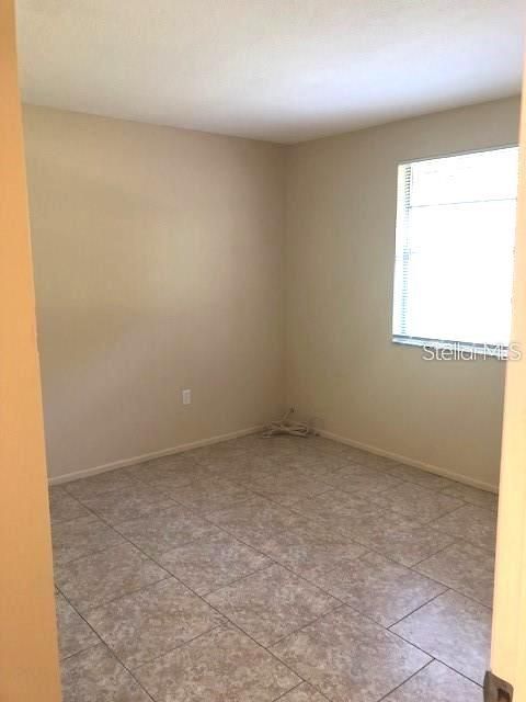 For Rent: $1,395 (3 beds, 2 baths, 1018 Square Feet)