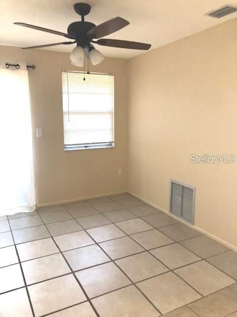 For Rent: $1,395 (3 beds, 2 baths, 1018 Square Feet)