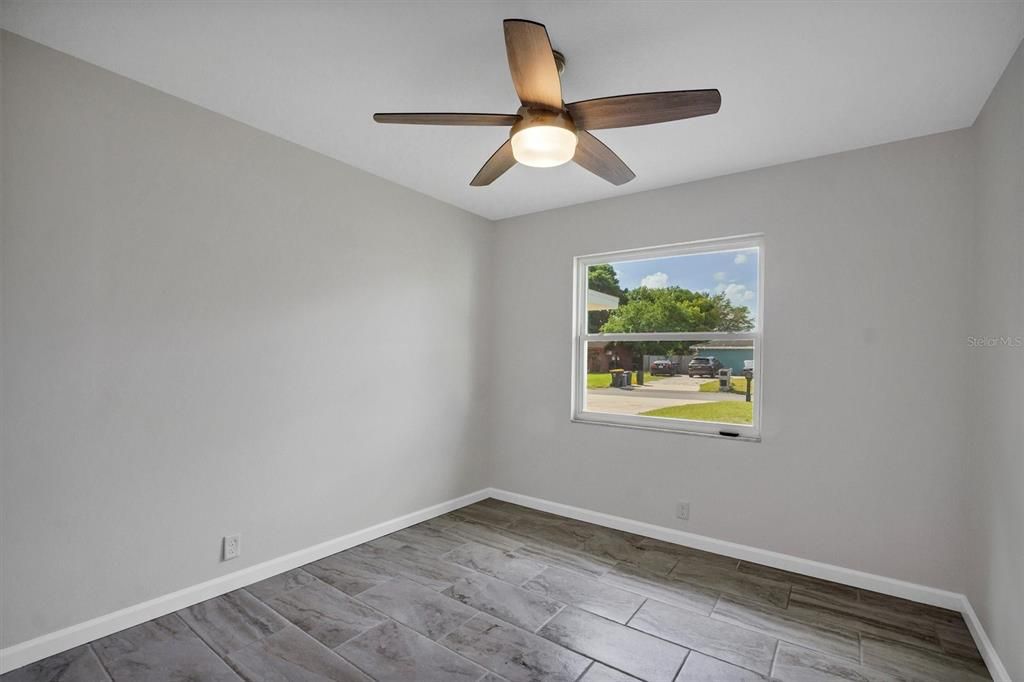 Active With Contract: $274,900 (3 beds, 2 baths, 1485 Square Feet)