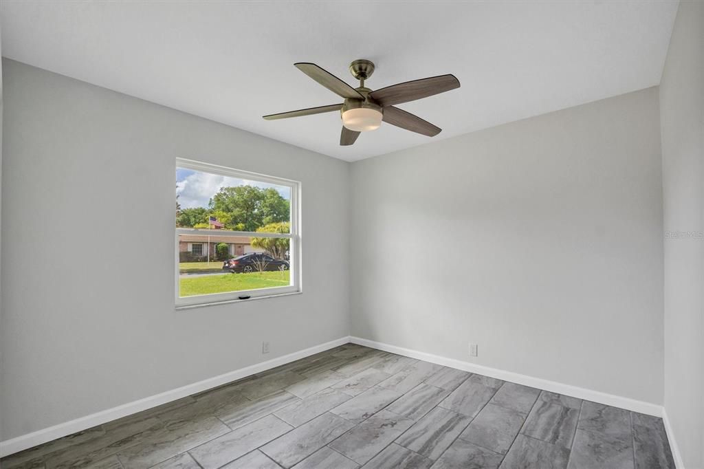 Active With Contract: $274,900 (3 beds, 2 baths, 1485 Square Feet)