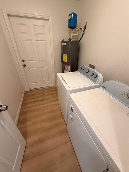 Activo con contrato: $195,000 (3 camas, 2 baños, 1154 Pies cuadrados)