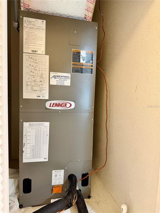 Activo con contrato: $195,000 (3 camas, 2 baños, 1154 Pies cuadrados)