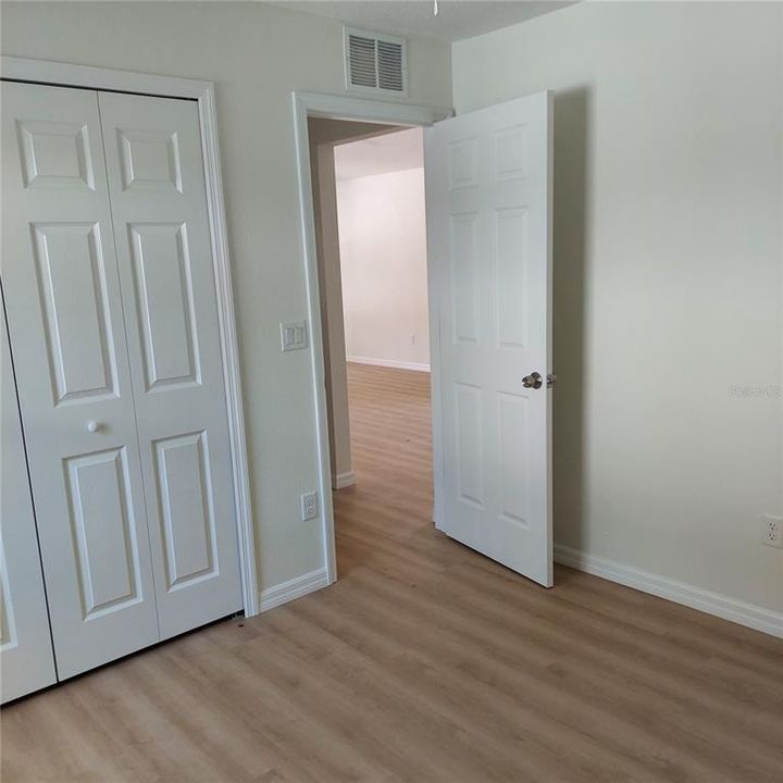 Activo con contrato: $195,000 (3 camas, 2 baños, 1154 Pies cuadrados)