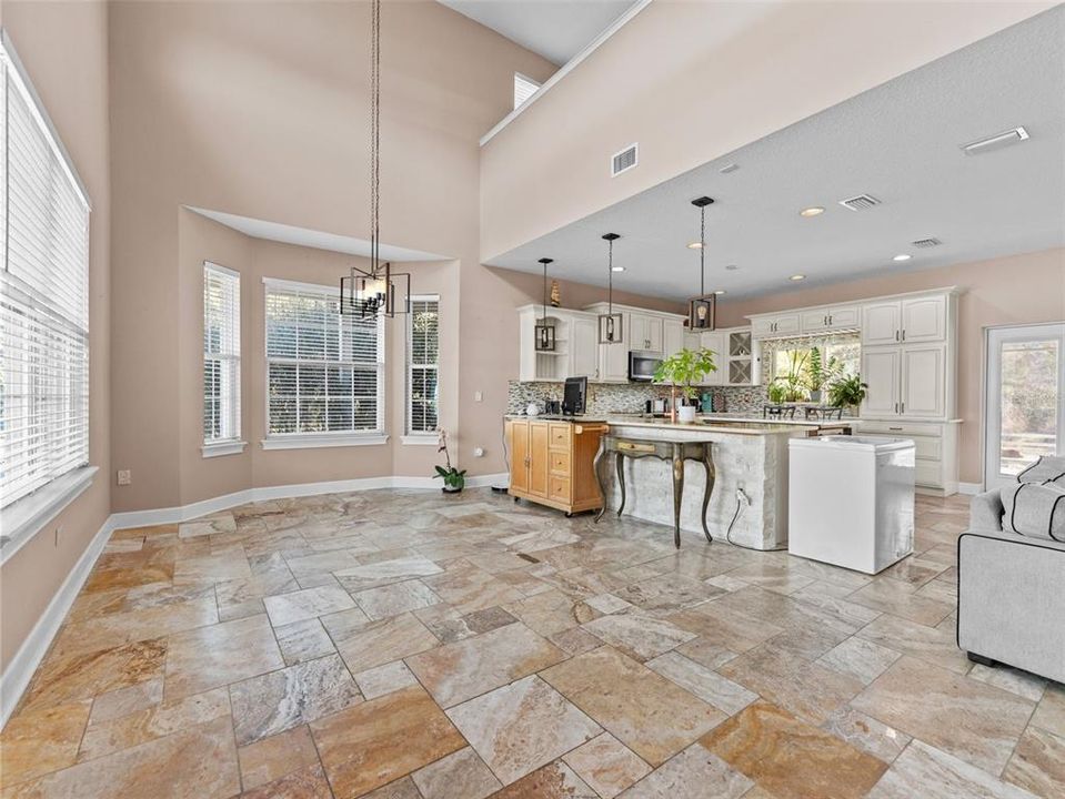 For Sale: $684,000 (3 beds, 3 baths, 2456 Square Feet)