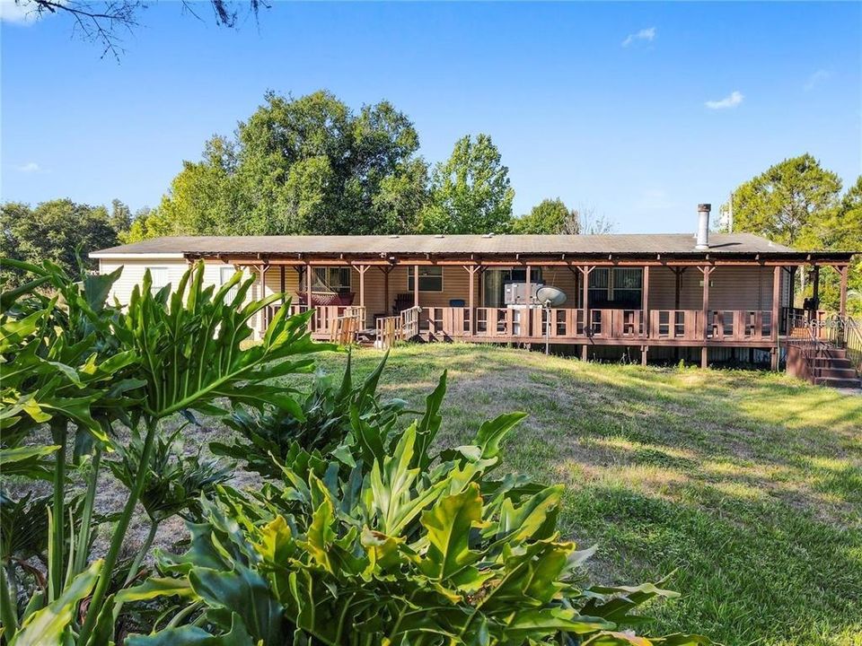 For Sale: $599,900 (4 beds, 2 baths, 2280 Square Feet)