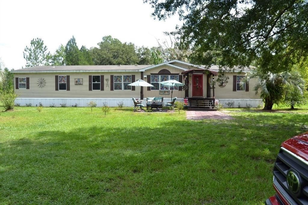 For Sale: $599,900 (4 beds, 2 baths, 2280 Square Feet)