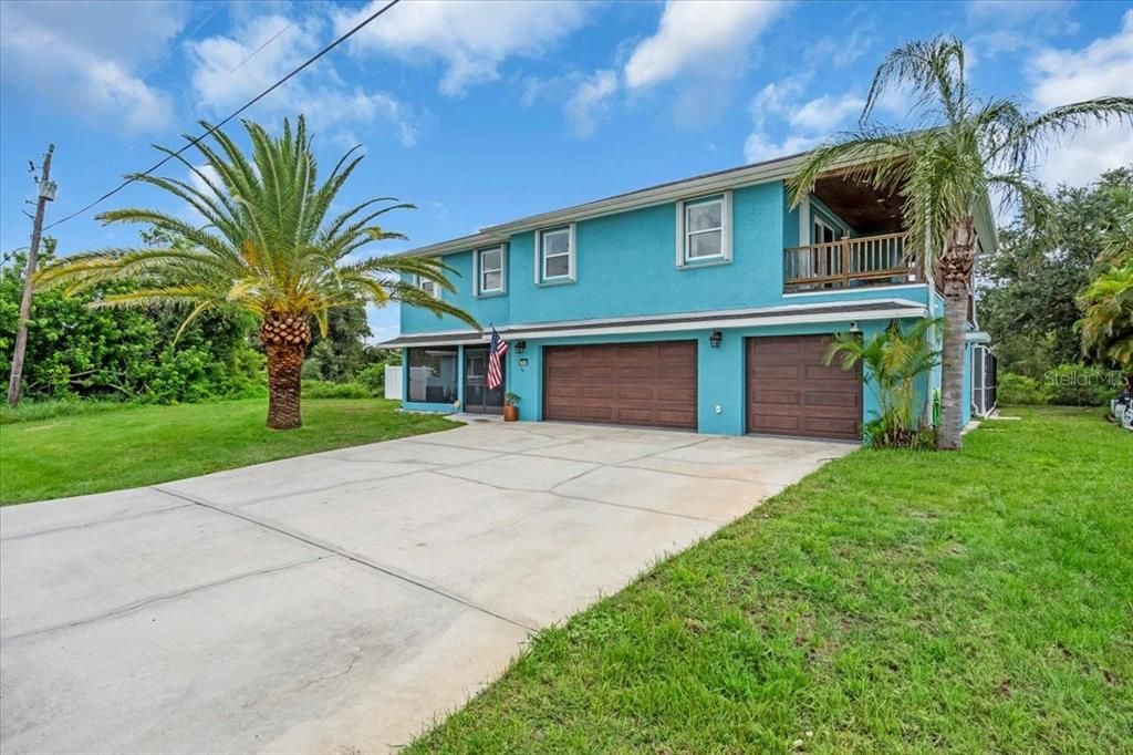 En Venta: $739,900 (4 camas, 3 baños, 3407 Pies cuadrados)