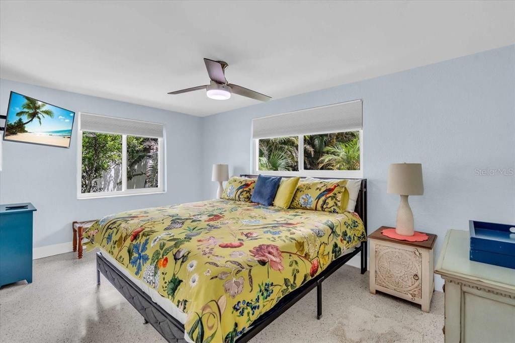 En Venta: $739,900 (4 camas, 3 baños, 3407 Pies cuadrados)